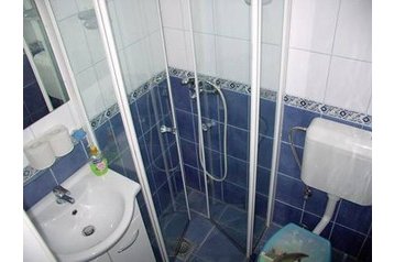 Hrvatska Privát Sućuraj, Eksterijer